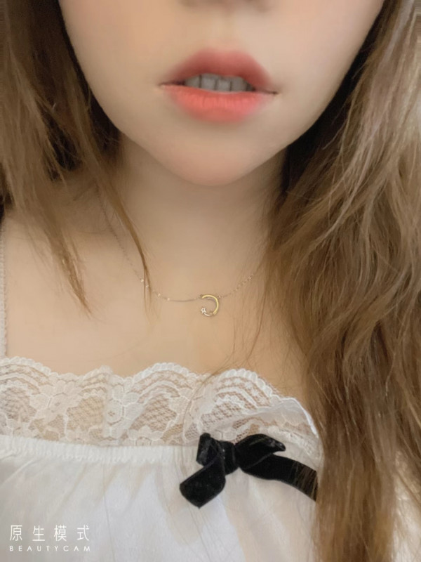 中山微胖大波妹